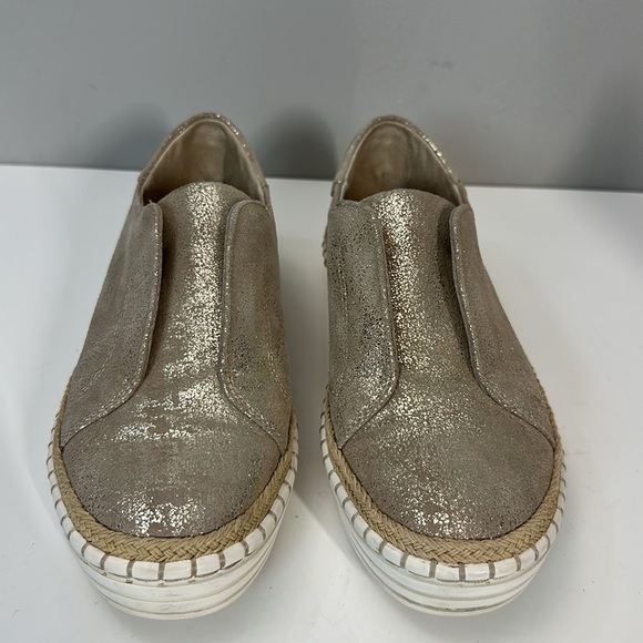 J Slides Karla Gold Brushed Leather Casual Slip On Sneakers Size 7.5 - Picture 4 of 15